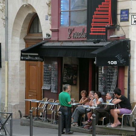 2 Pieces Calme Et Central, Paris 10Eme Apartment ภายนอก รูปภาพ