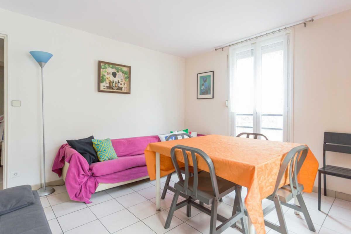 2 Pieces Calme Et Central, Paris 10Eme Apartment ภายนอก รูปภาพ